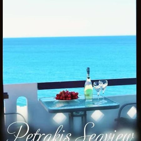 Апартаменты Petrakis Sea View Палеохора Экстерьер фото